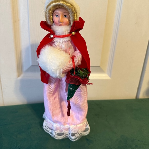 Vintage Christmas Carolers, Victorian lady - Picture 1 of 8